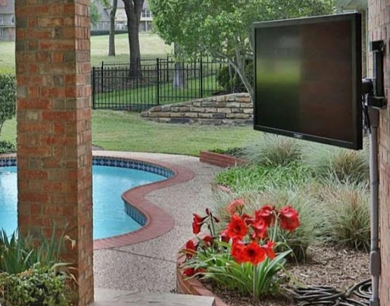 poolside tv rs